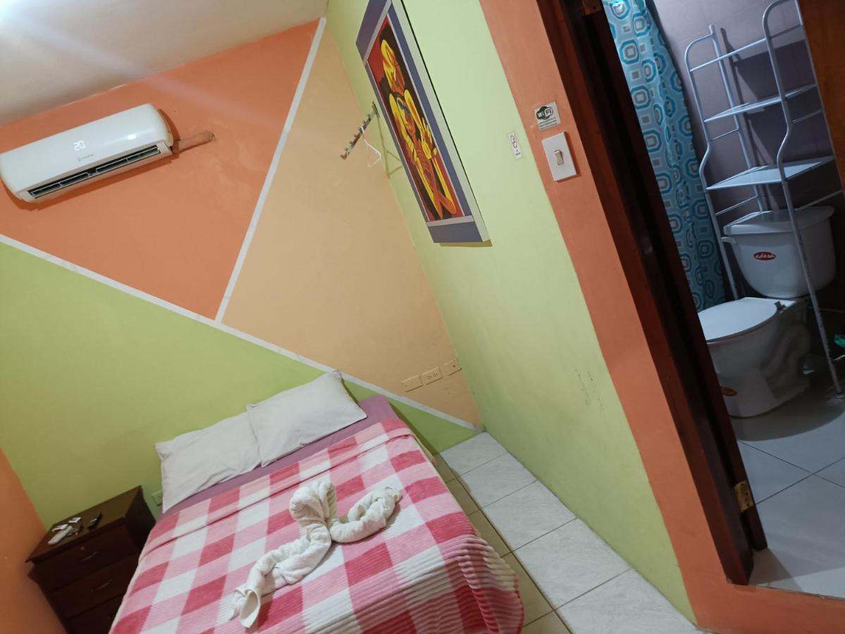 Hostal Venecia -Tu Casa En Manta. Kültér fotó