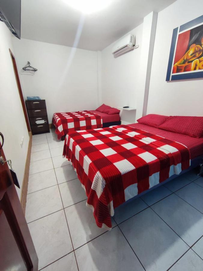 Hostal Venecia -Tu Casa En Manta. Kültér fotó